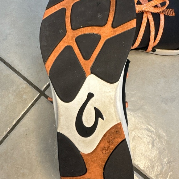 OluKai Black Miki Li women’s shoes size 8 - Picture 5 of 7